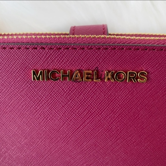 NWT Michael Kors Jet Set Large Double Zip Wristlet - Picture 2 of 14